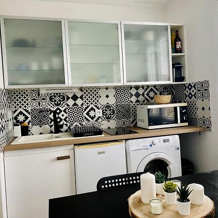 Appartement T1B Place Saint Anne La Riche Экстерьер фото